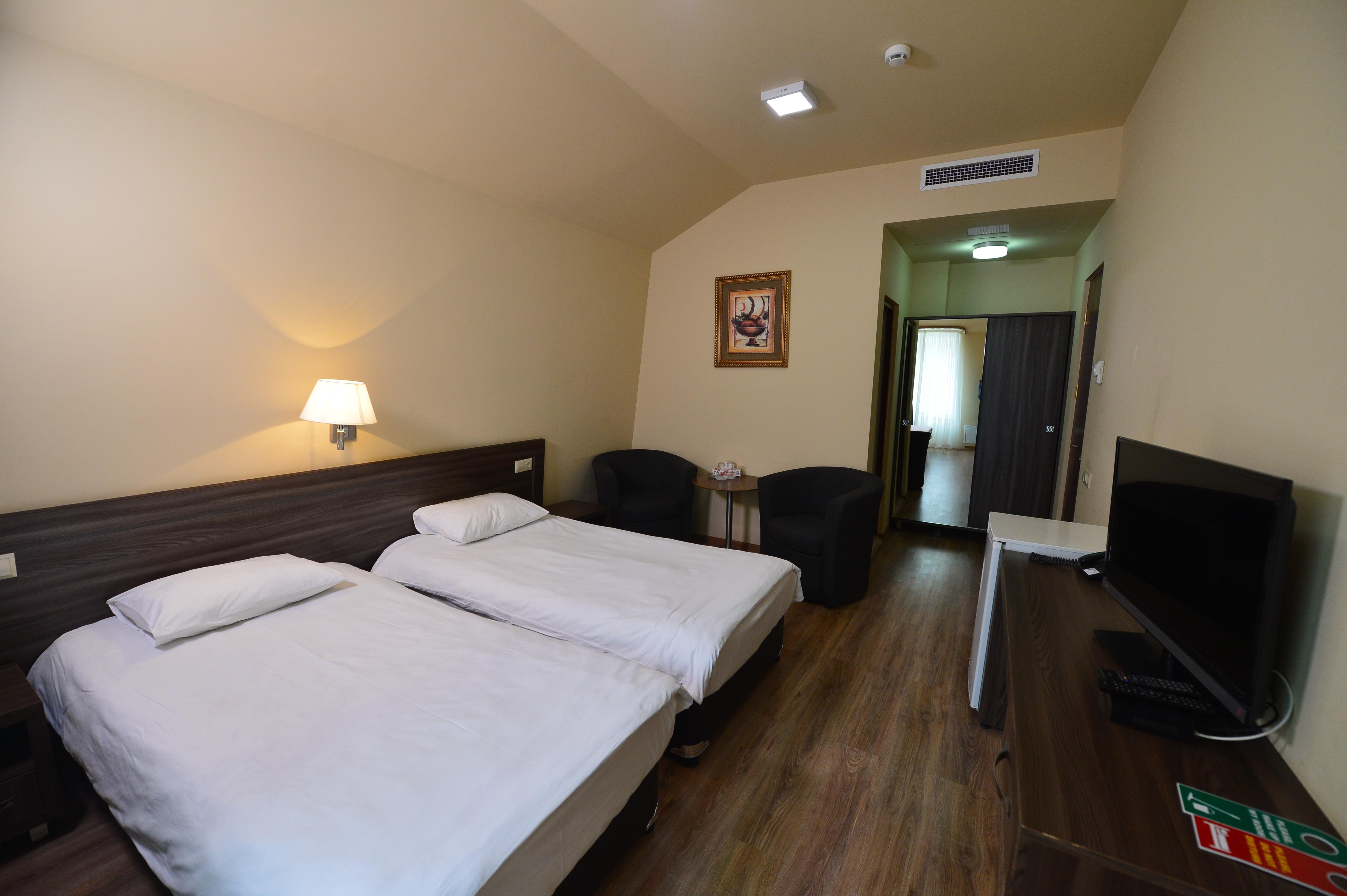 Yerevan Deluxe Hotel Exteriör bild