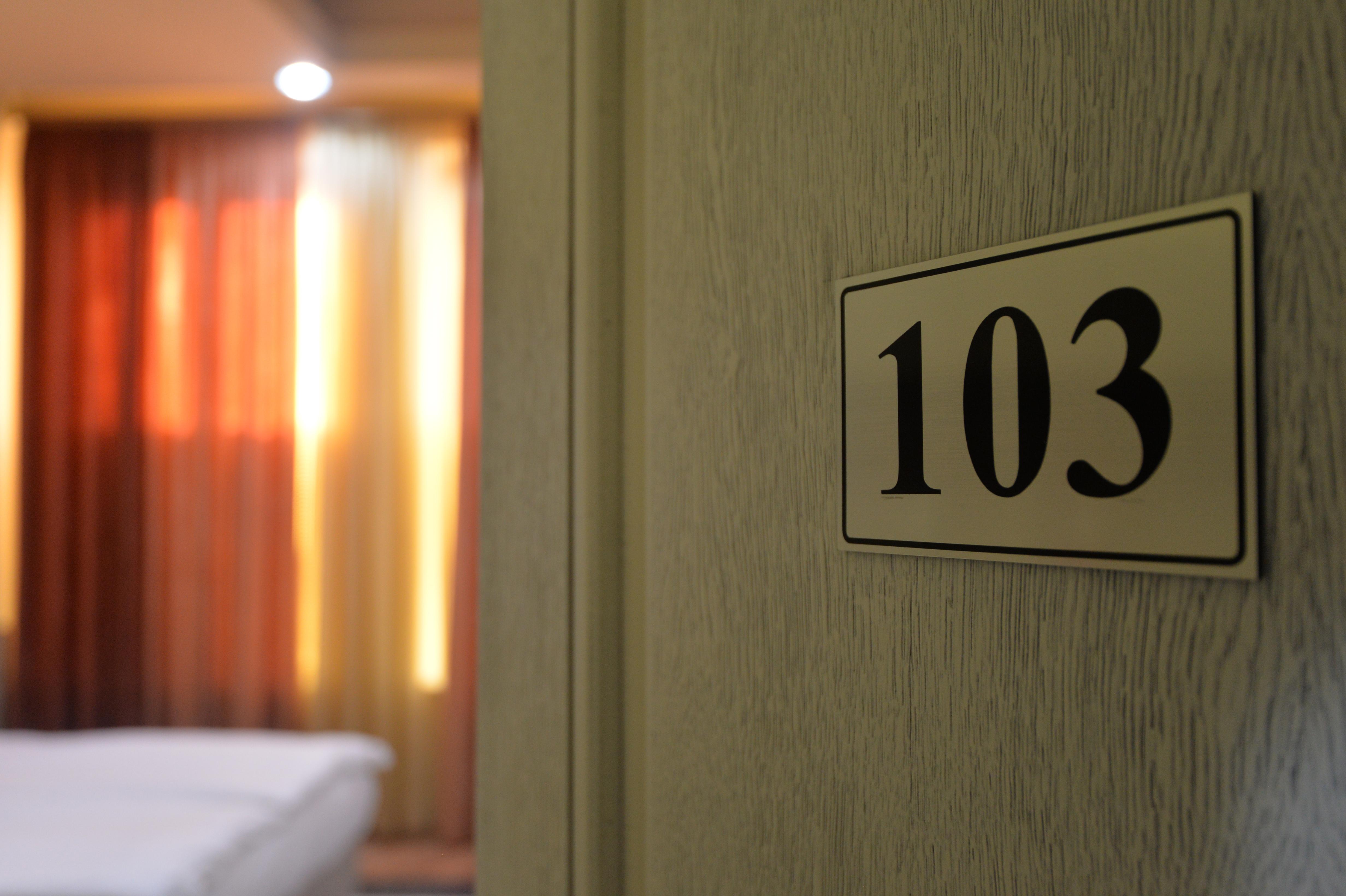 Yerevan Deluxe Hotel Exteriör bild