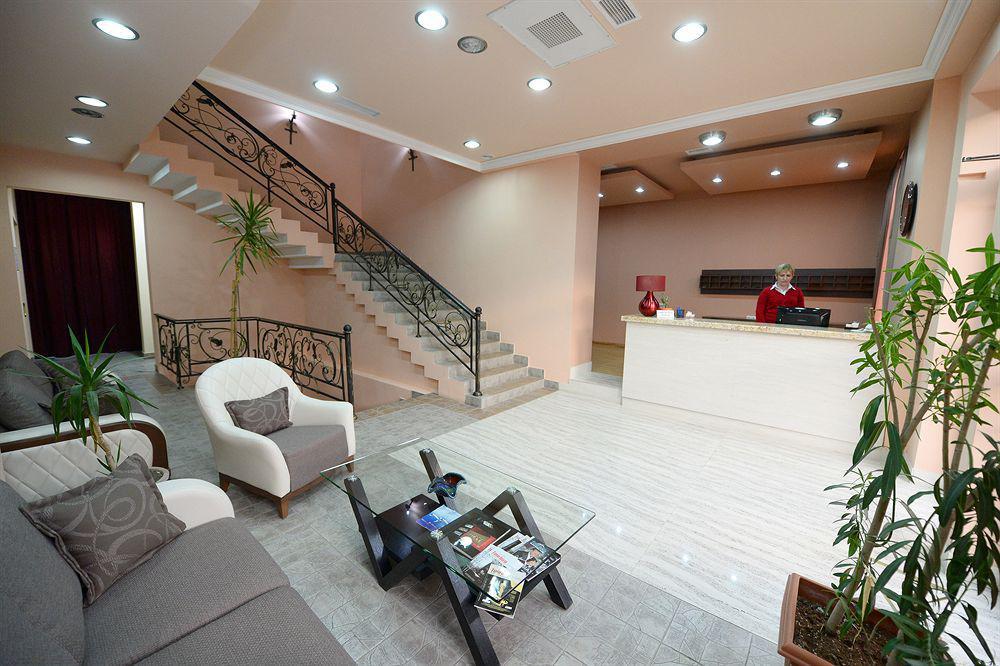 Yerevan Deluxe Hotel Exteriör bild
