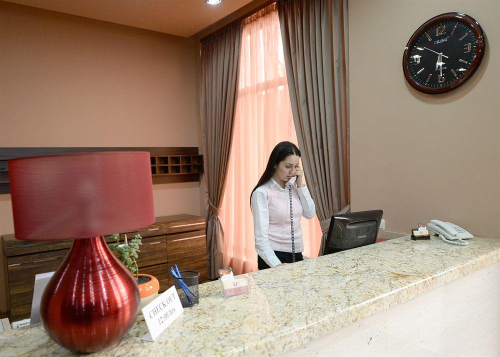 Yerevan Deluxe Hotel Exteriör bild